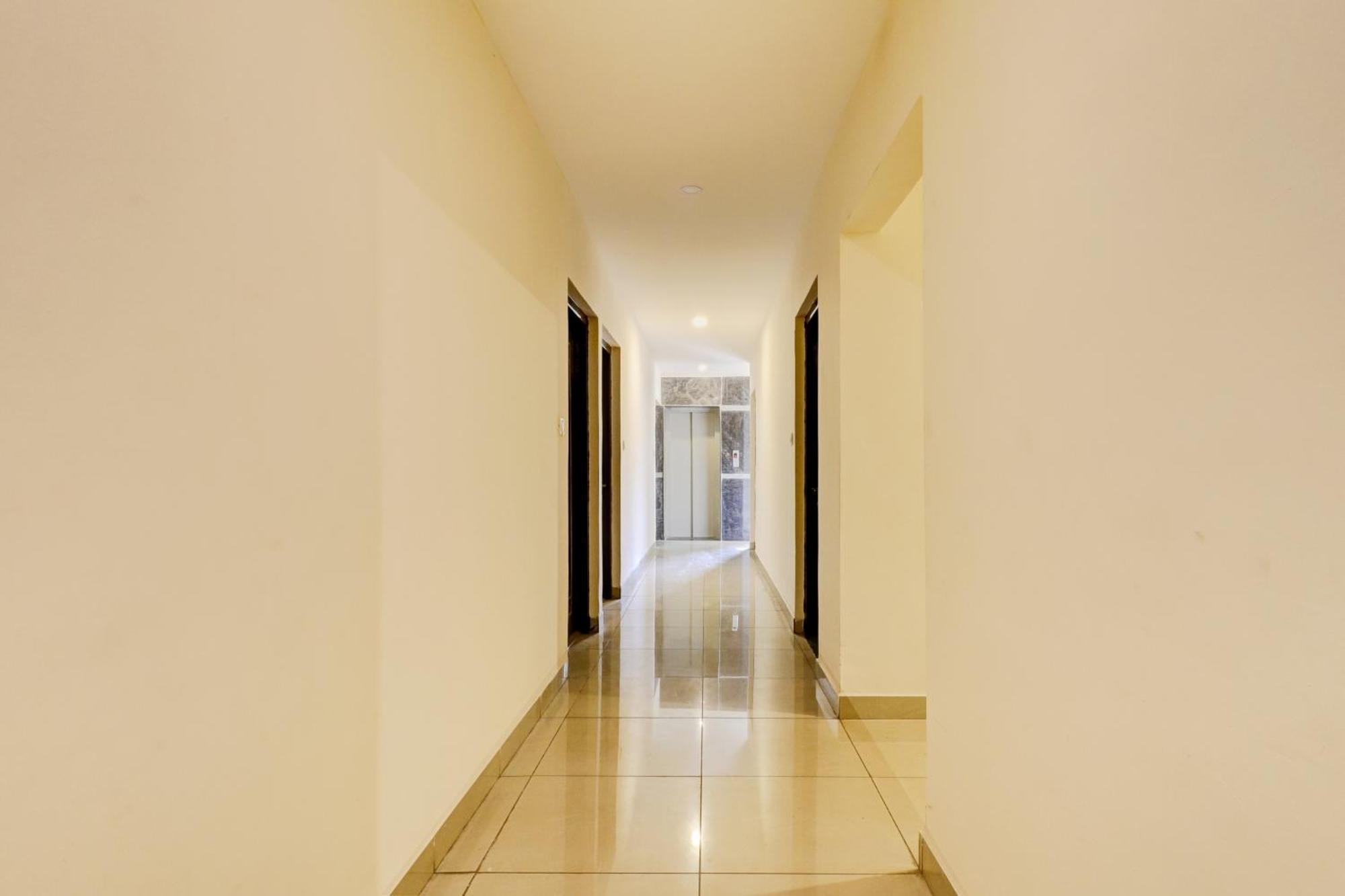 Hotel O Crescent Shine Bengaluru Kültér fotó